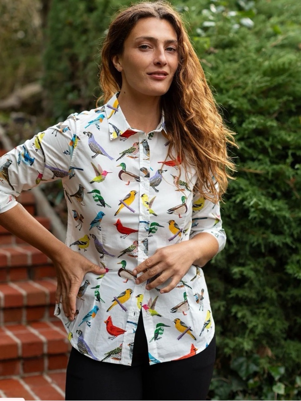 Lesley Evers Cotton Poplin button-down shirt in Bird Print - Picture 3 of 4